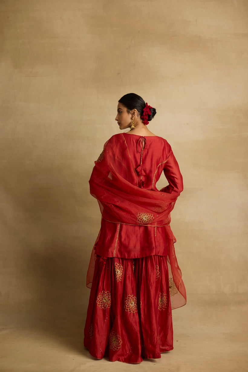 Samira - A scarlet red chanderi kurta set with handcrafted ari-zardozi embroidery.