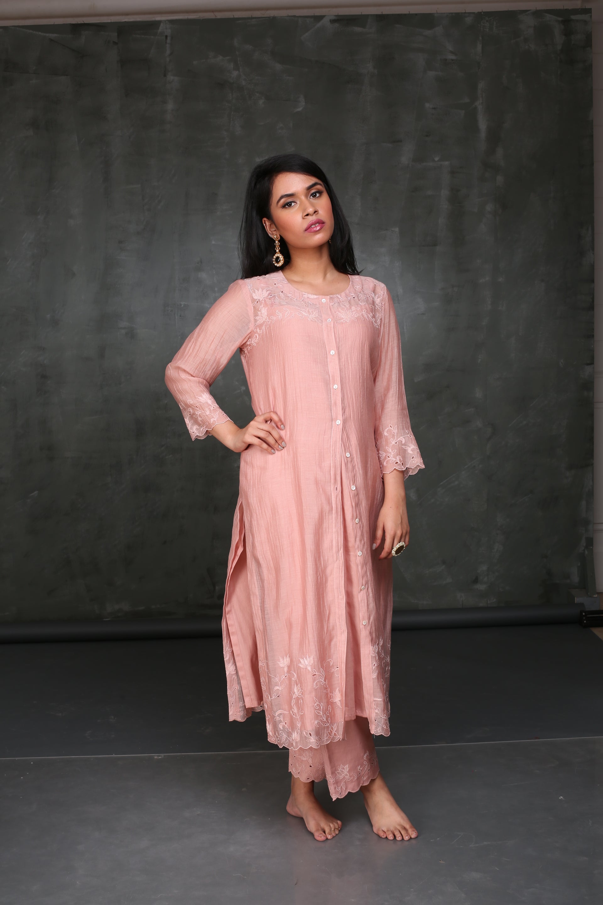 SALMON PINK EMBROIDERED KURTA SET