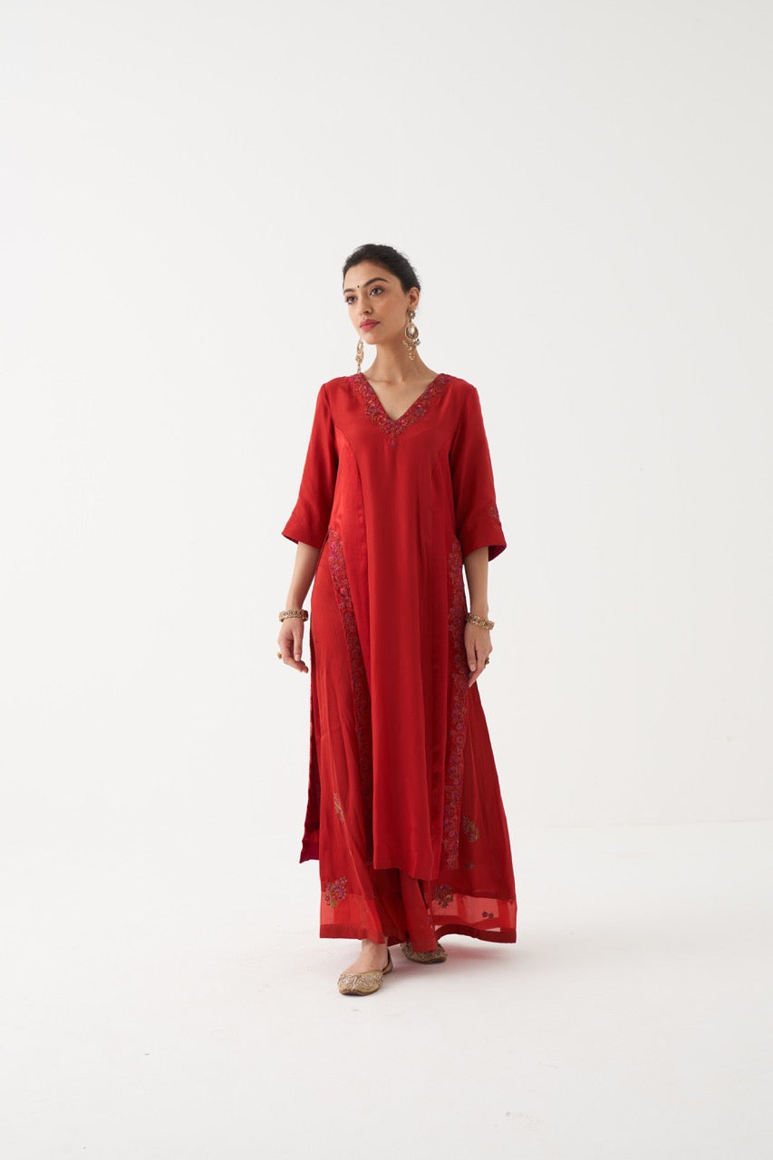 SHIRIN - RED HABUTAI SILK KURTA WITH TISSUE CHANDERI DUPATTA