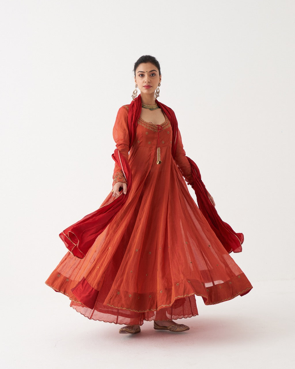 SAHIRA - SCARLET RED HANDWOVEN TISSUE CHANDERI ANARKALI