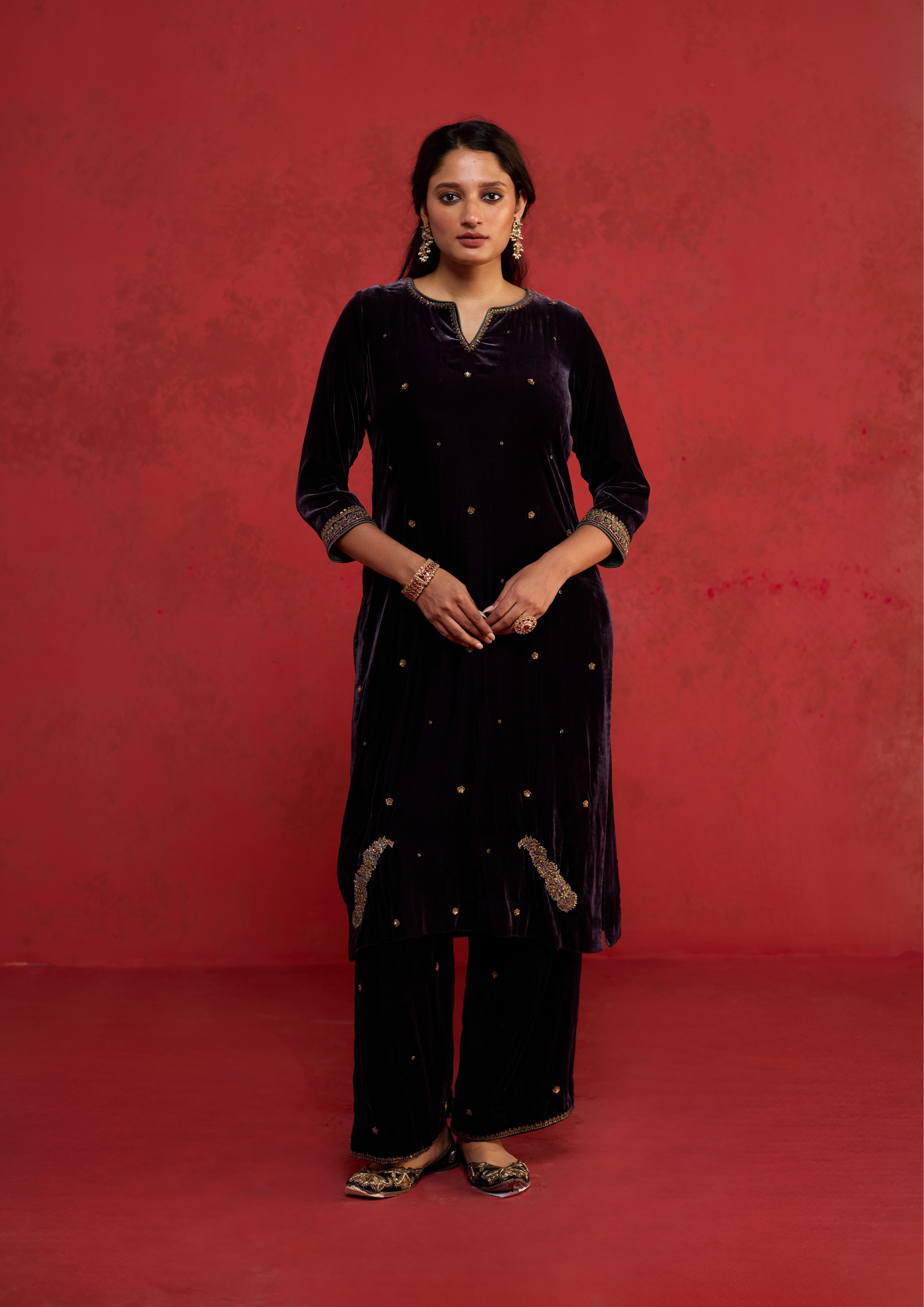 Mahira | Deep Purple Velvet Kurta Set with Ari-Zardozi Work