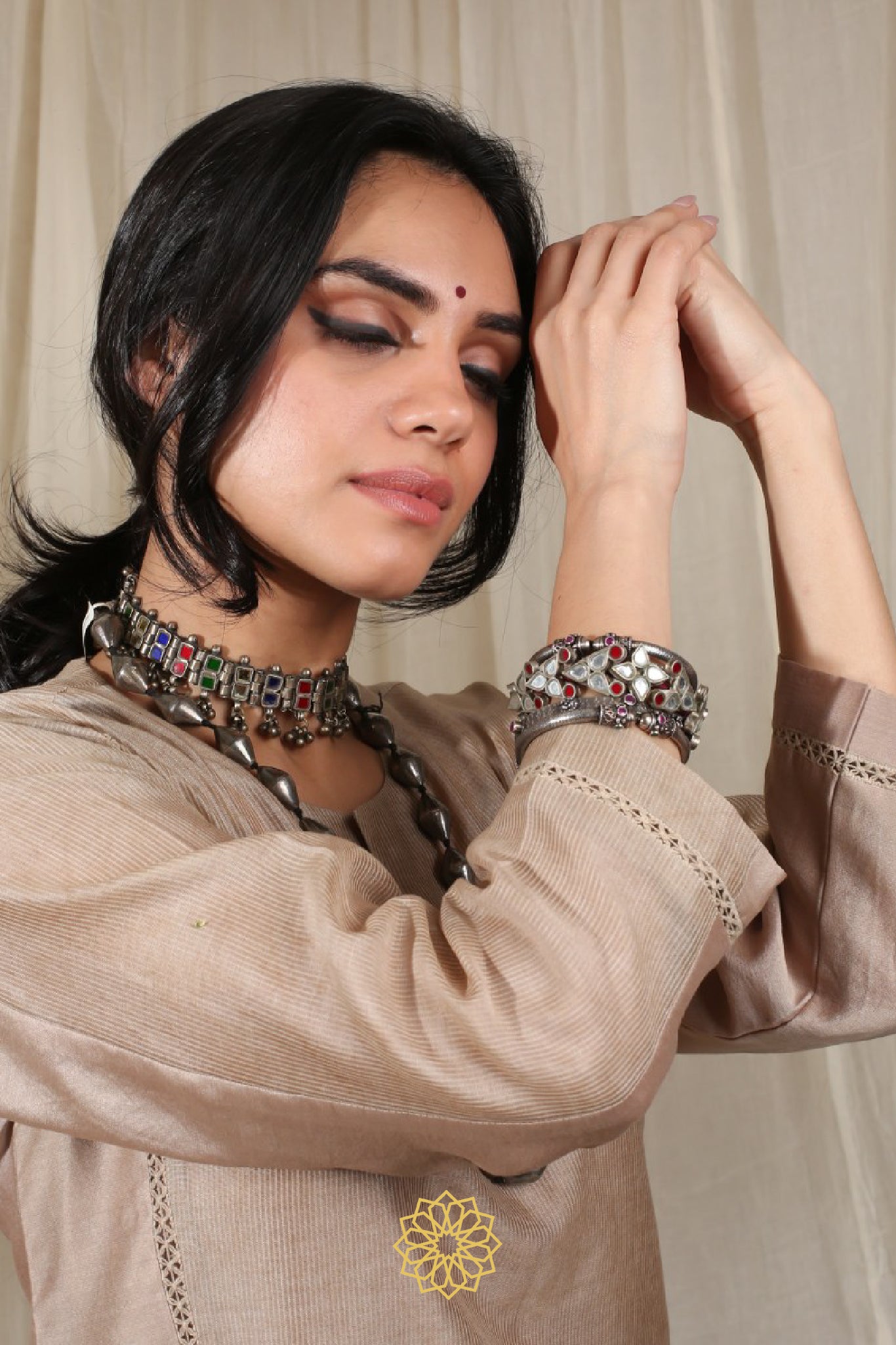 BEIGE EMBROIDERED KURTA SET