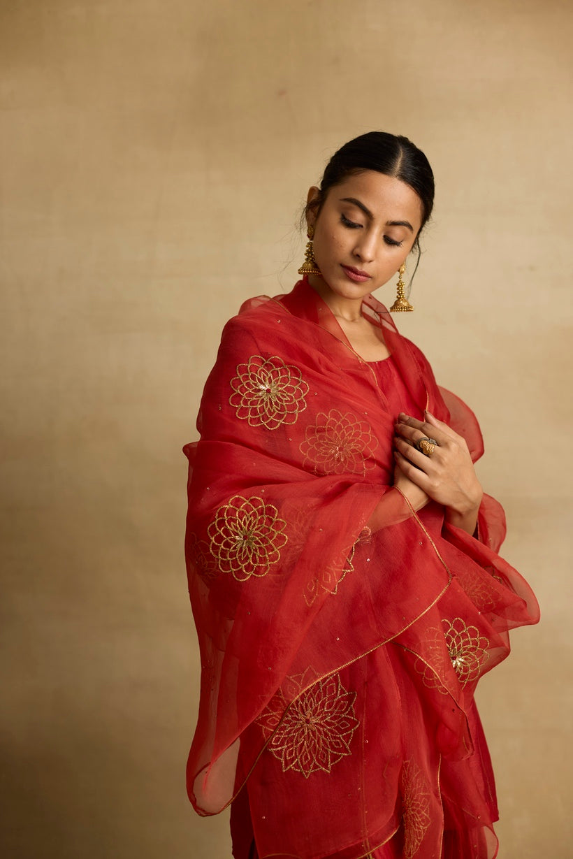 Samira - A scarlet red chanderi kurta set with handcrafted ari-zardozi embroidery.