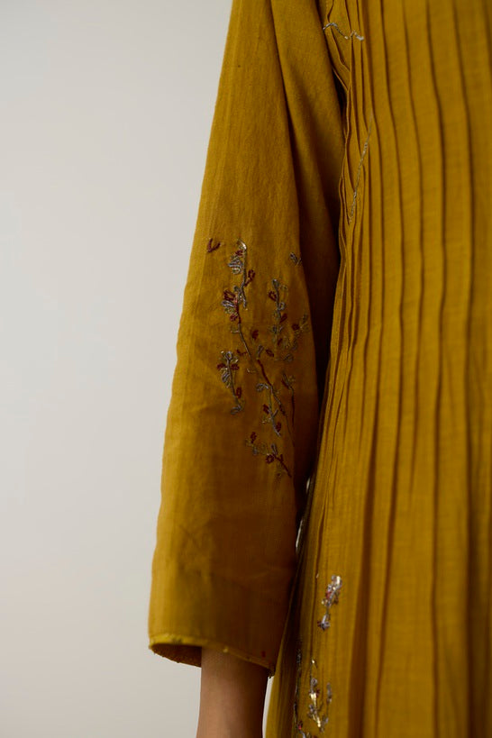 YUKTA | Turmeric Yellow Handloom Cotton Kurta Set