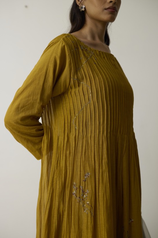 YUKTA | Turmeric Yellow Handloom Cotton Kurta Set