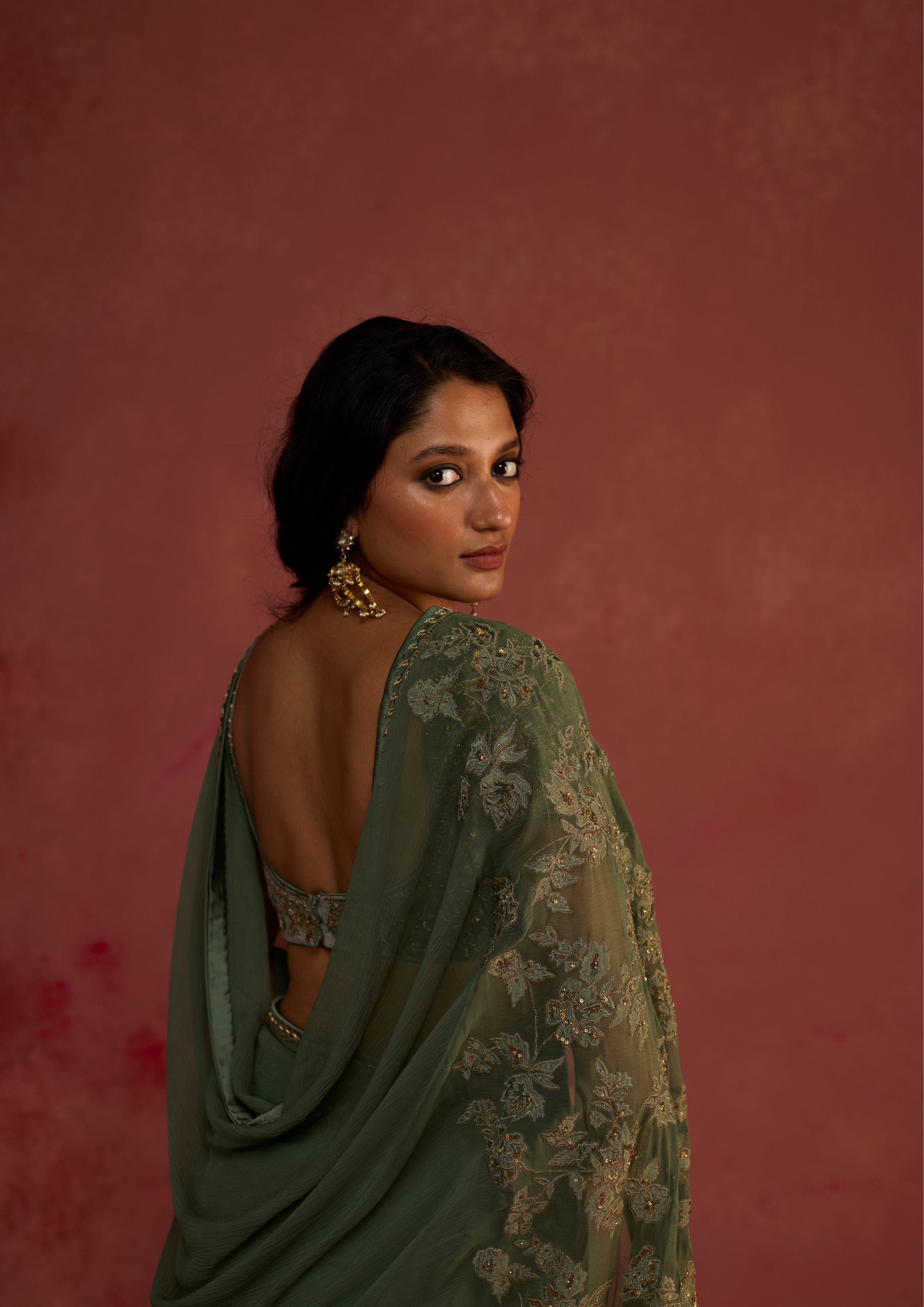 Anaira | Olive Green Chiffon Saree with Velvet Patch Pallu
