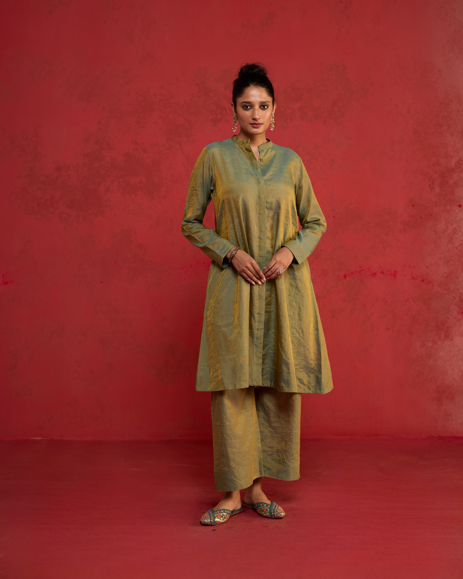 Gulnaar - Olive green