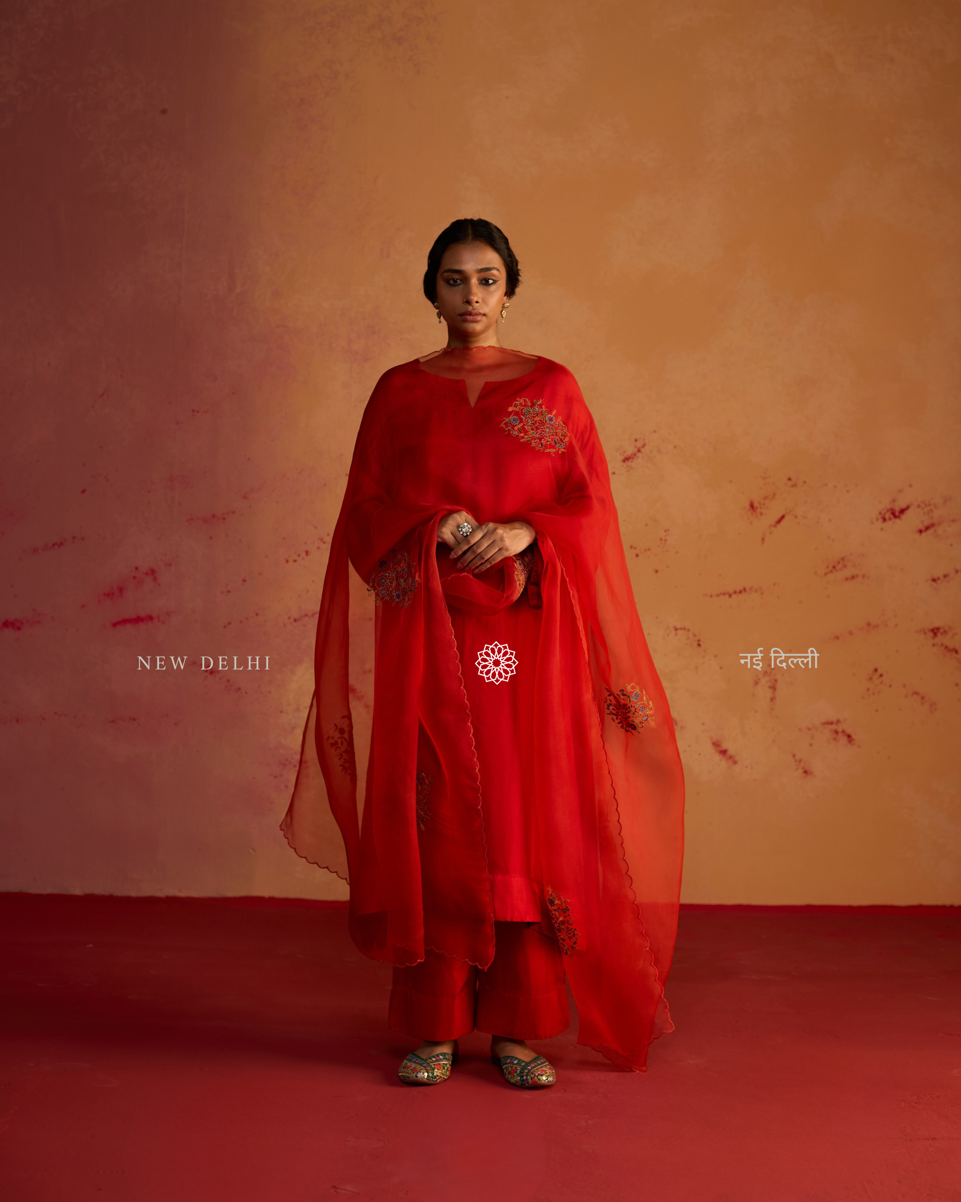 Gulnaar - Red