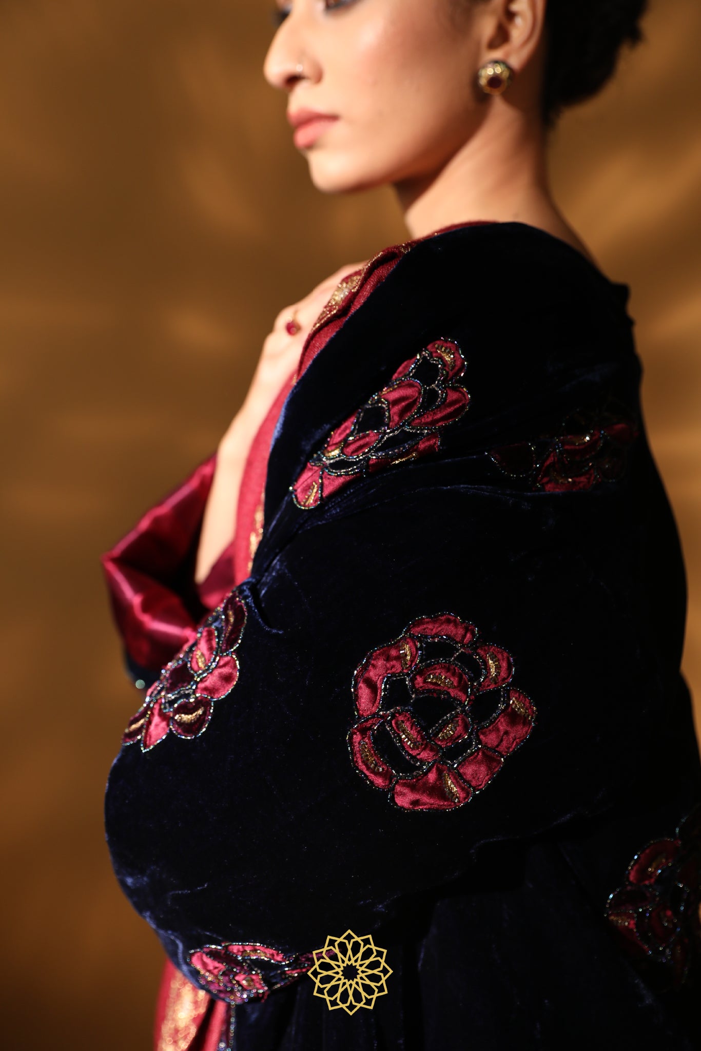 ASMI EMBROIDERED JACKET