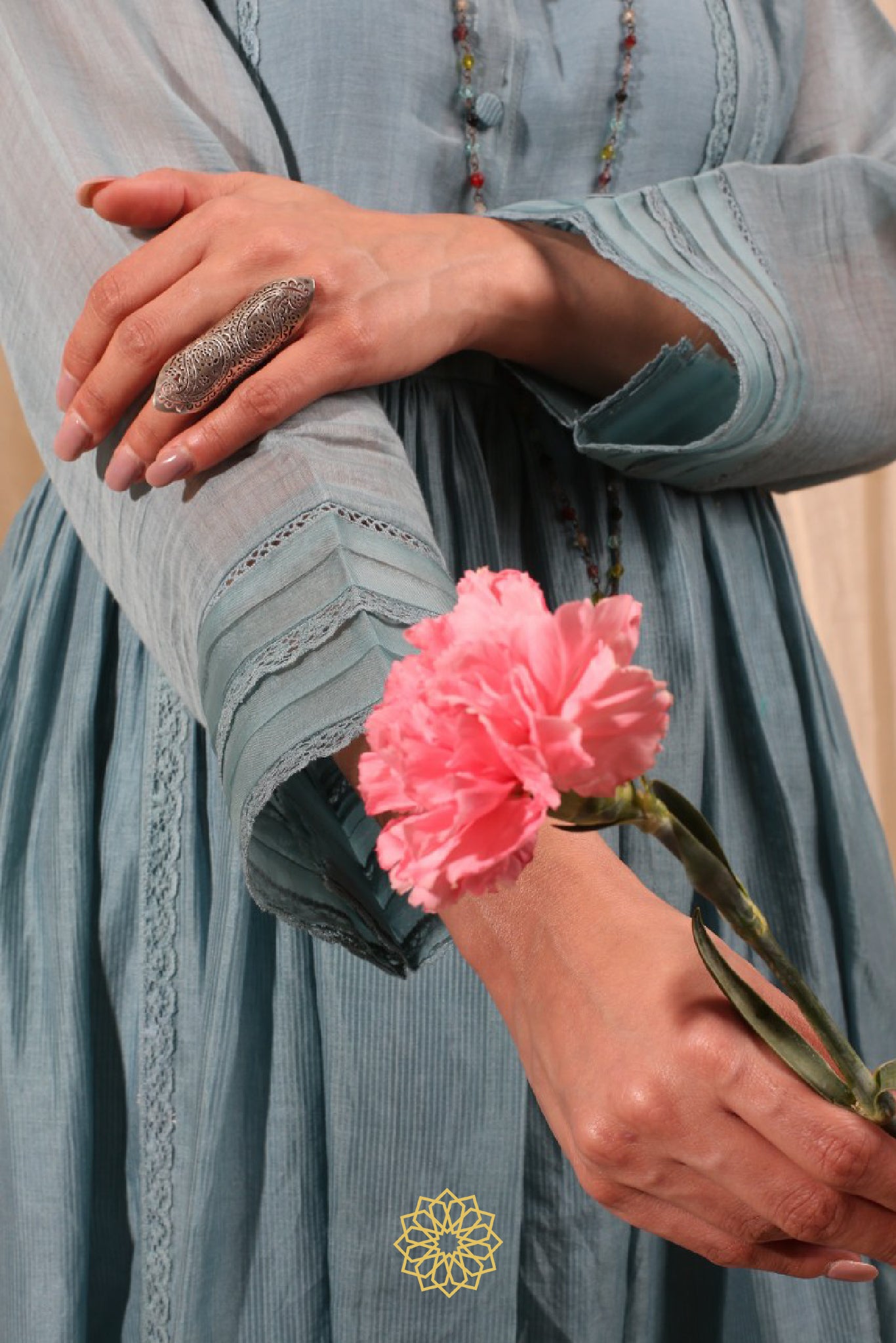 BLUE EMBROIDERED KURTA SET