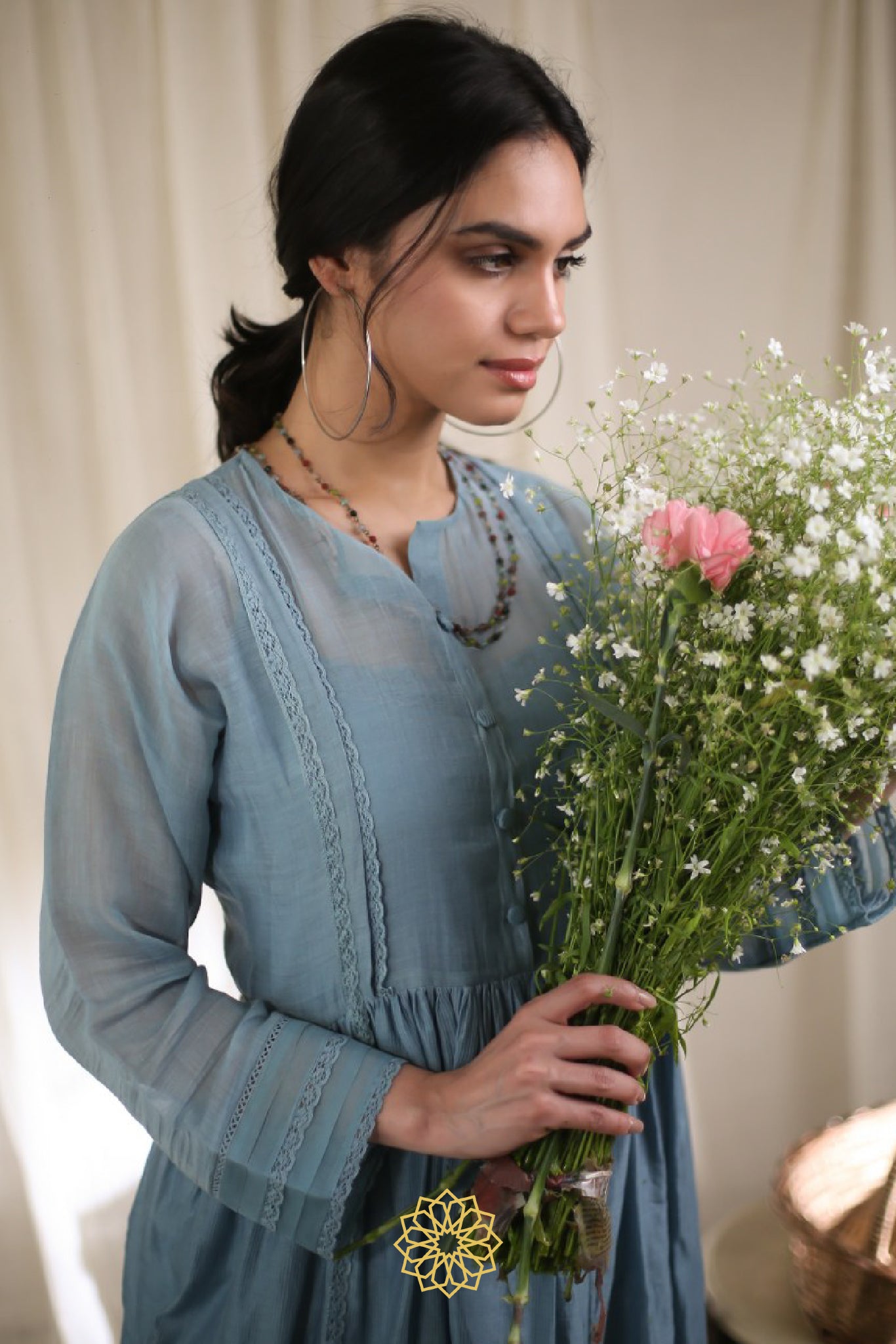 BLUE EMBROIDERED KURTA SET
