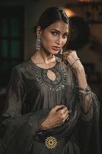 Load image into Gallery viewer, CHARCOAL EMBROIDERED KURTA SET
