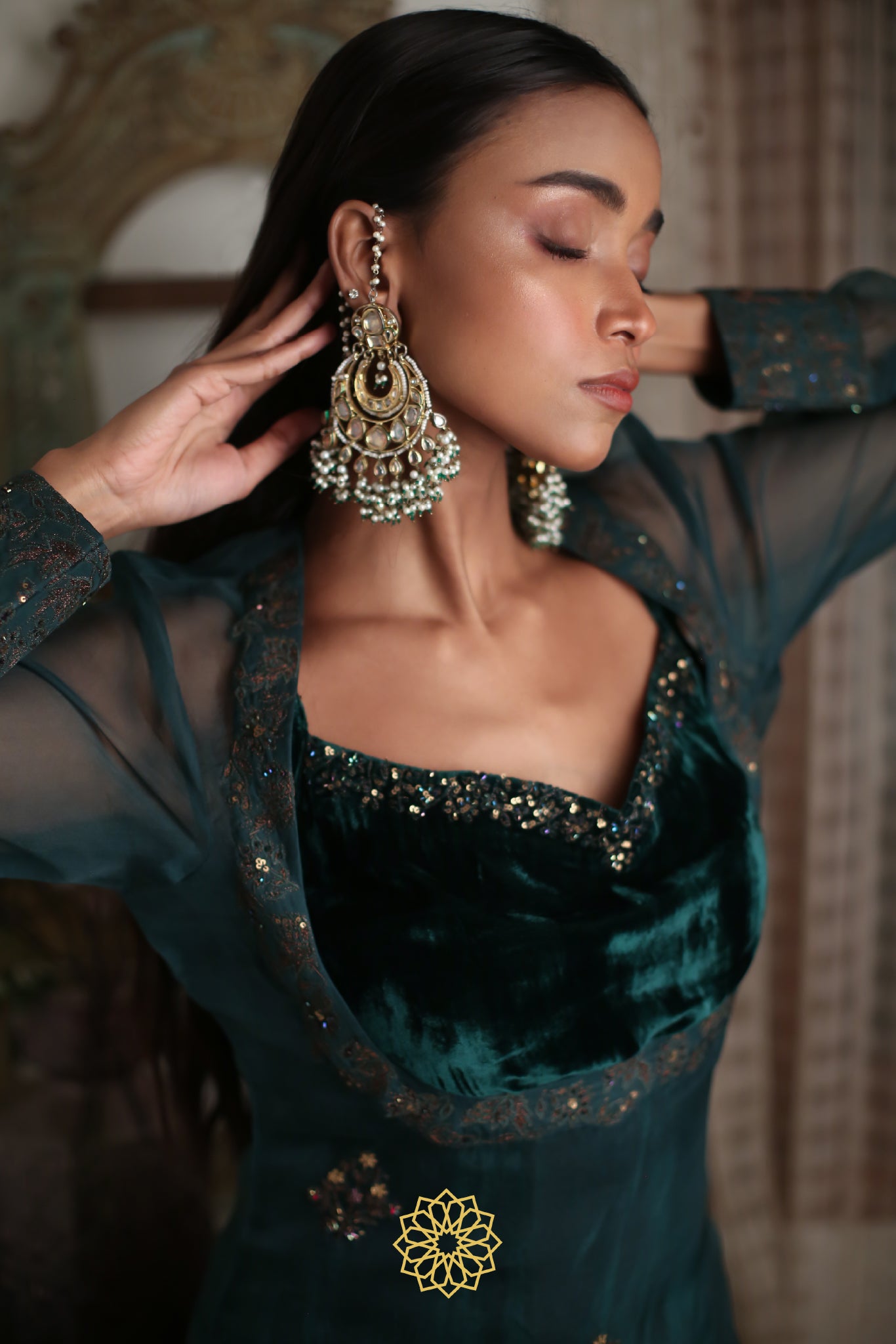 CONIFER VELVET  KURTA SET