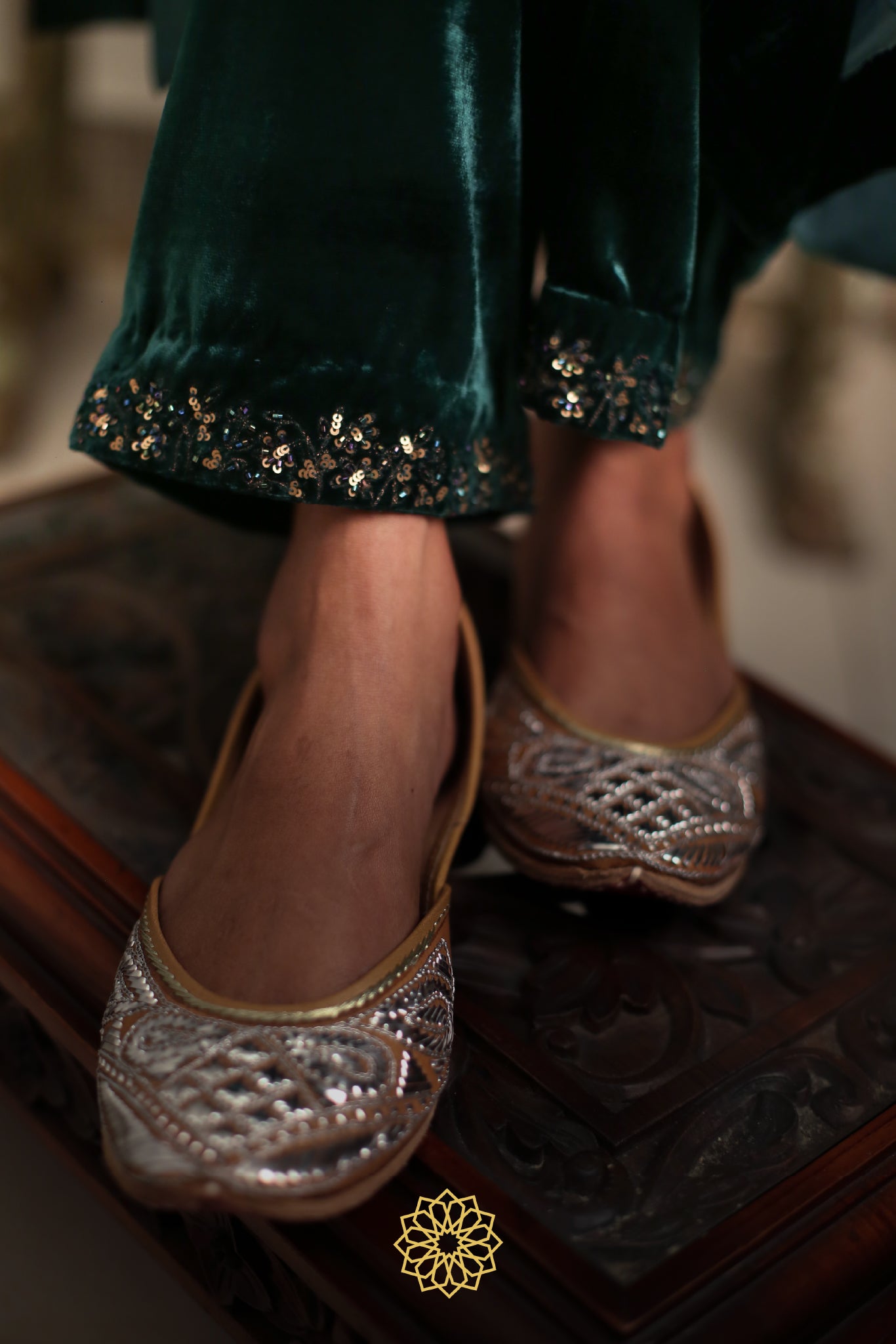 CONIFER VELVET  KURTA SET