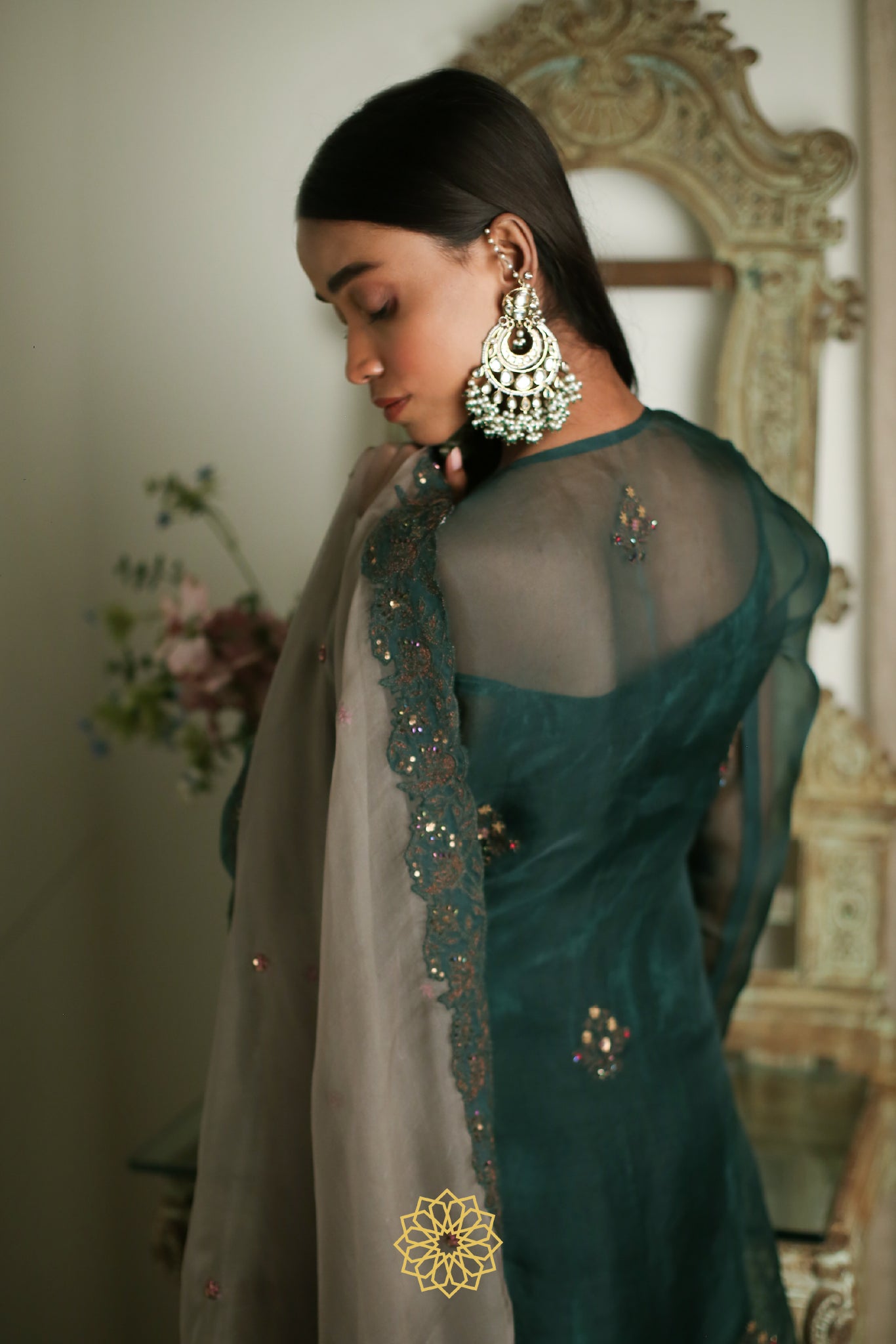 CONIFER VELVET  KURTA SET