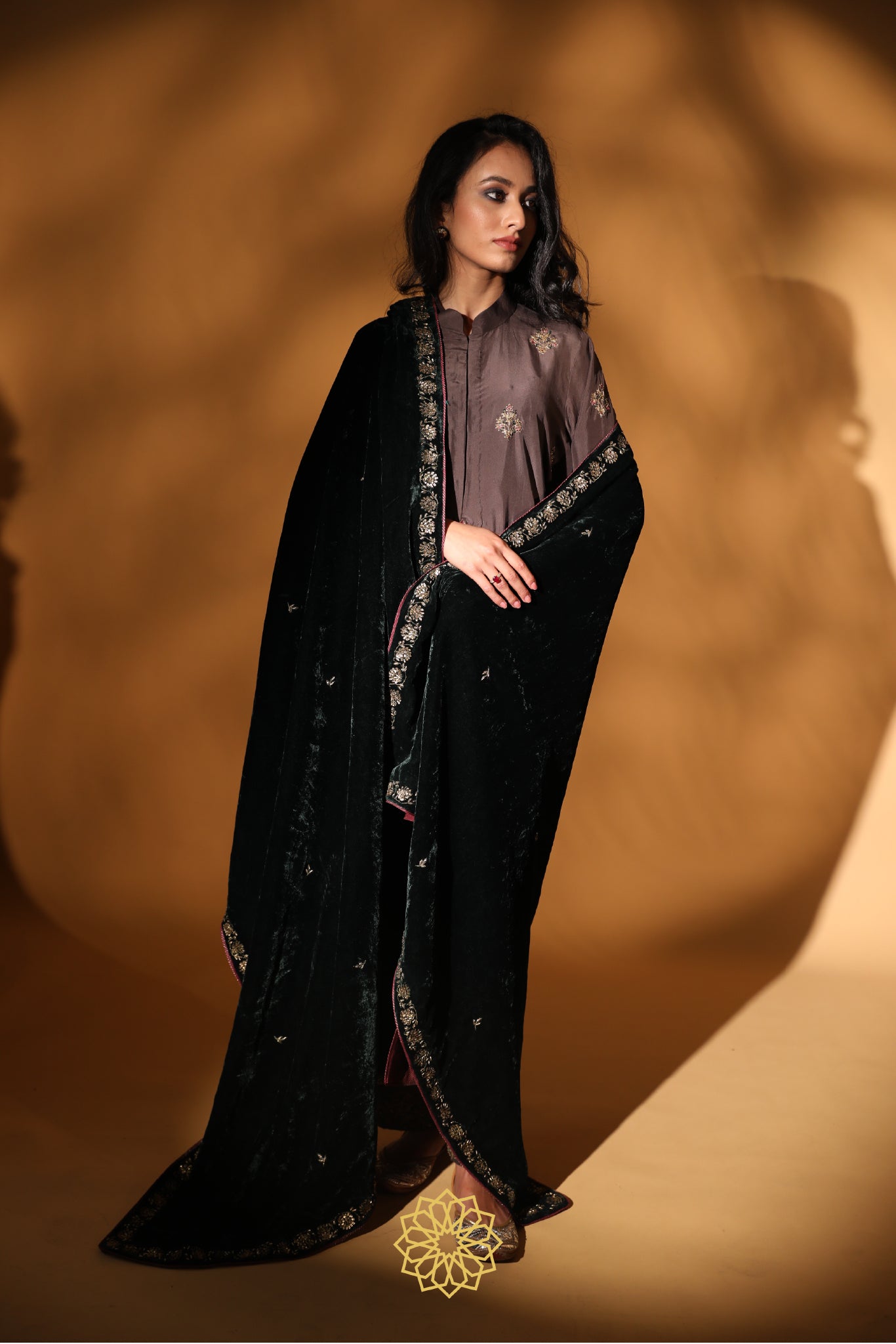 DIA EMBROIDERED DUSHALA