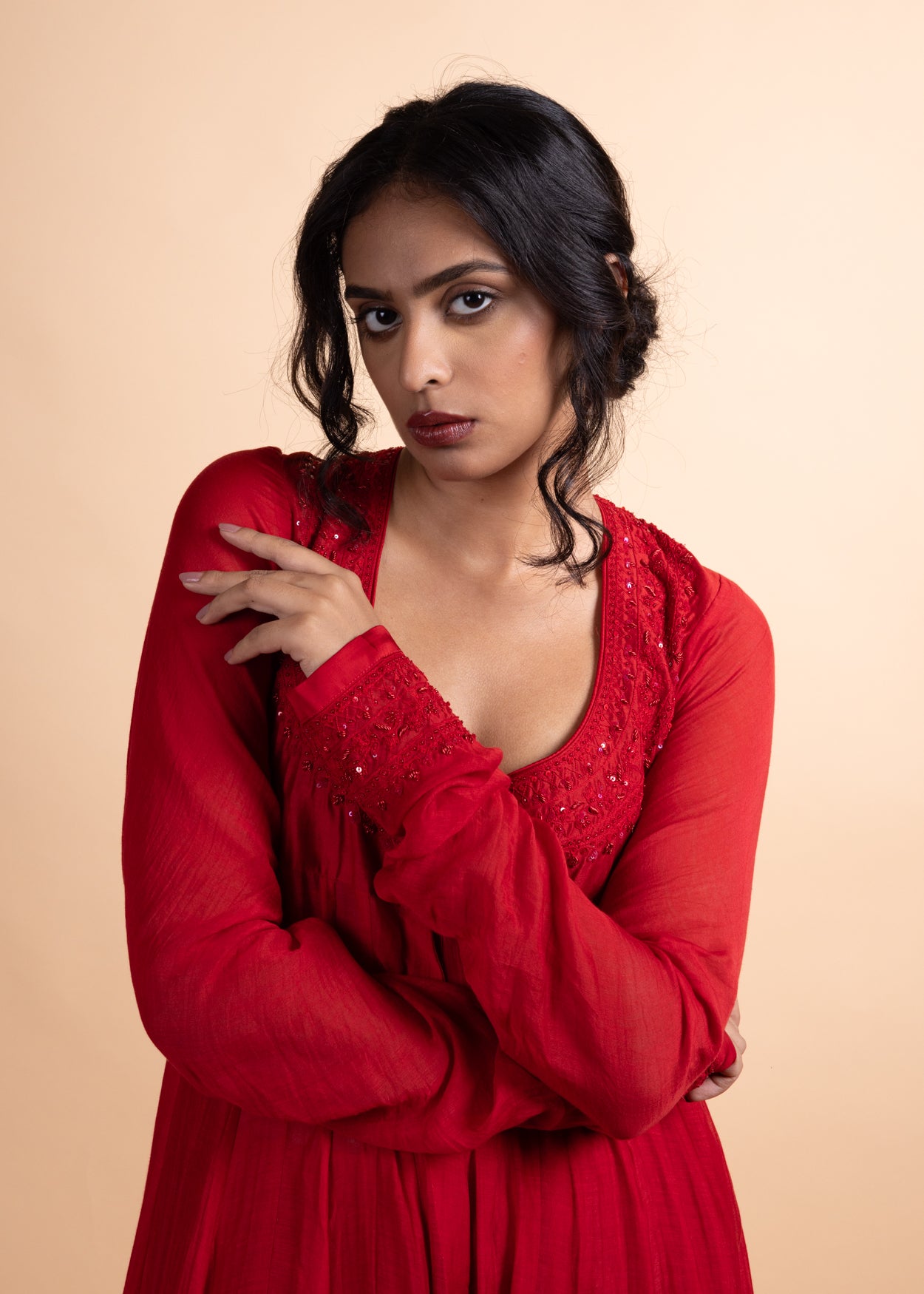 Tisha - Red Chanderi Anarkali Suit Set with Soft Shantoon Lining, Adorned with Exquisite Ari-Zardozi Embroidery and Finished with Poly Satin Facing