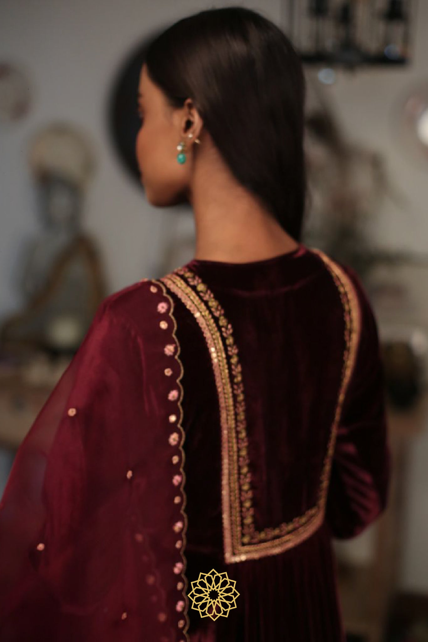 GUL EMBROIDERED VELVET KURTA SET