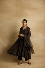 Load image into Gallery viewer, Tara - Charcoal chanderi mul gathered kurta with charcoal organza dupatta
