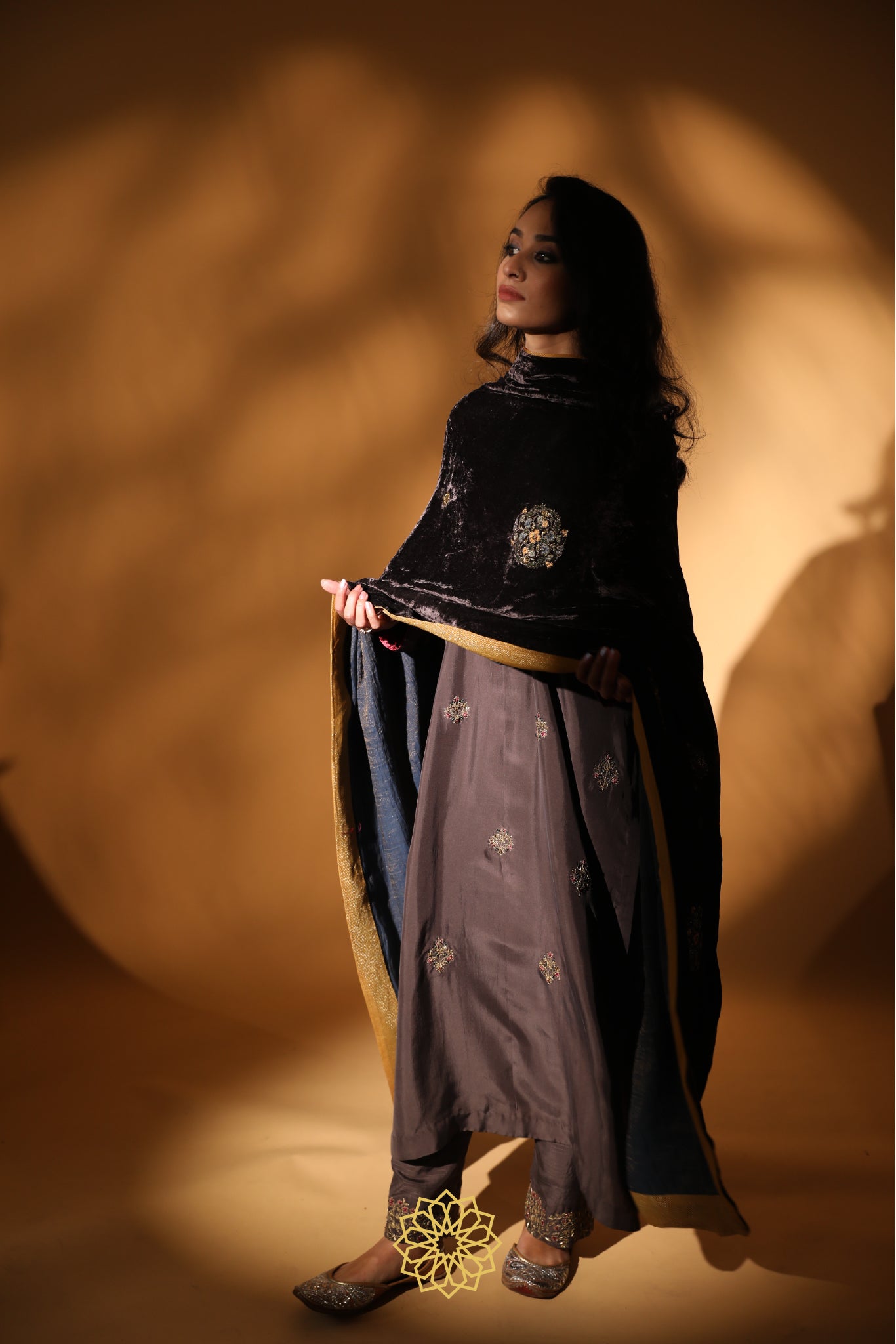 INAYA EMBROIDERED DUSHALA