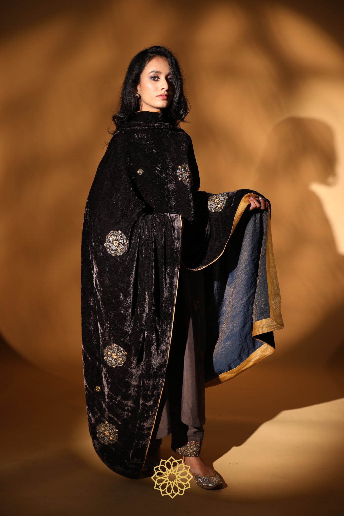 INAYA EMBROIDERED DUSHALA