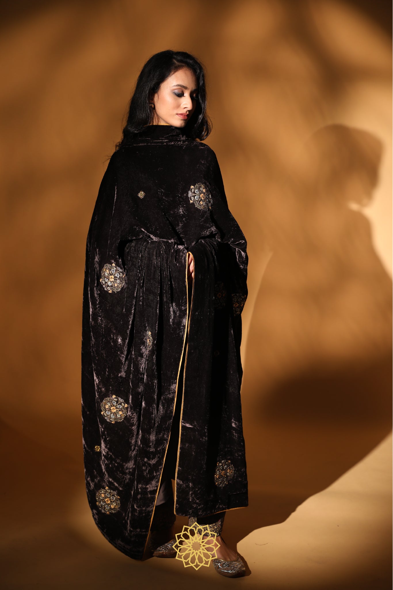 INAYA EMBROIDERED DUSHALA