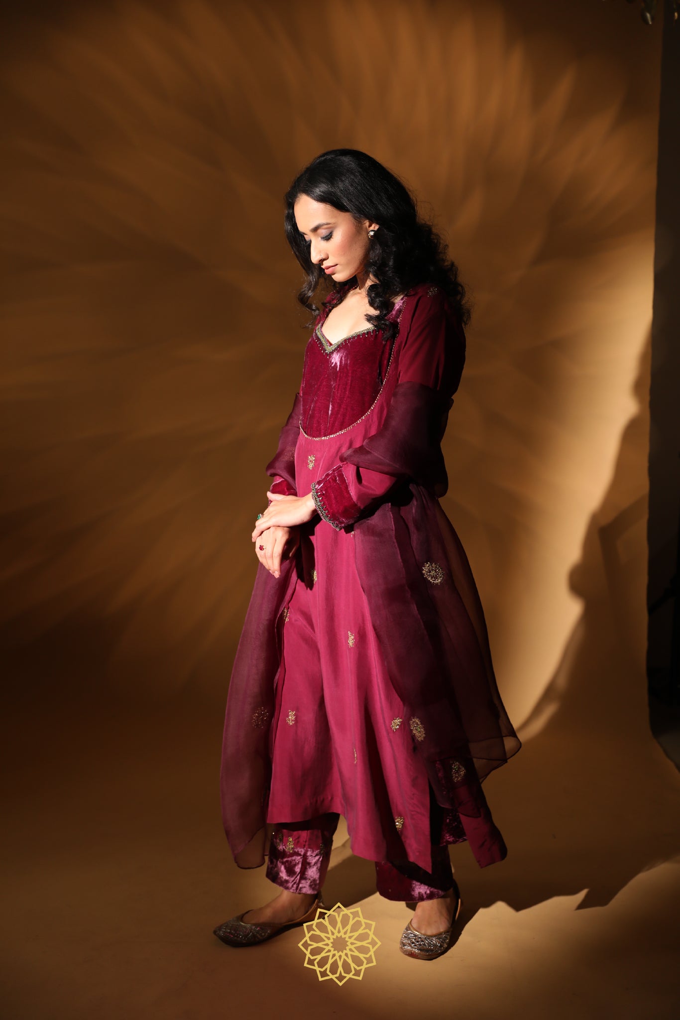 NAZREEN EMBROIDERED VELVET KURTA SET