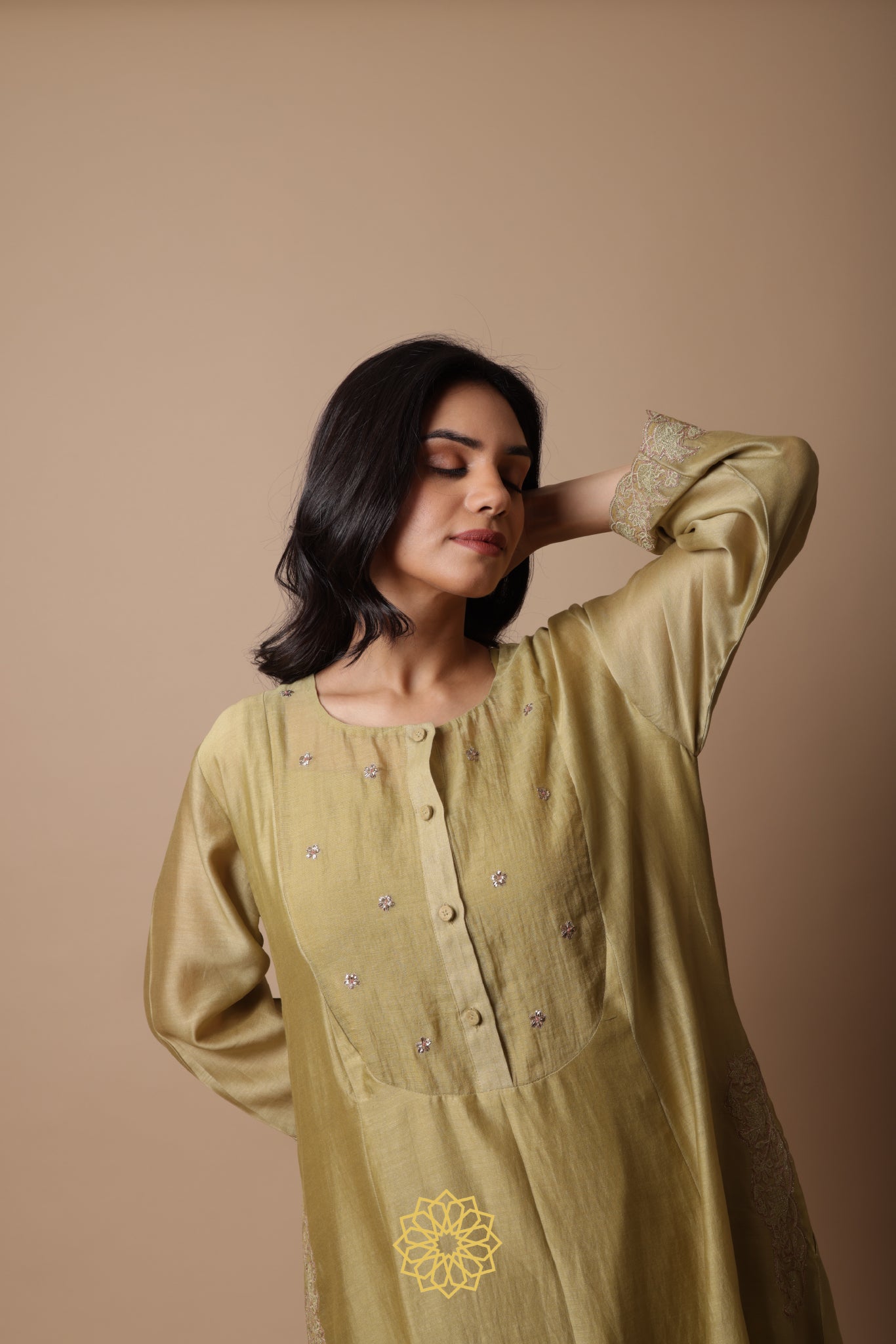 NIMAI - MEHENDI GREEN