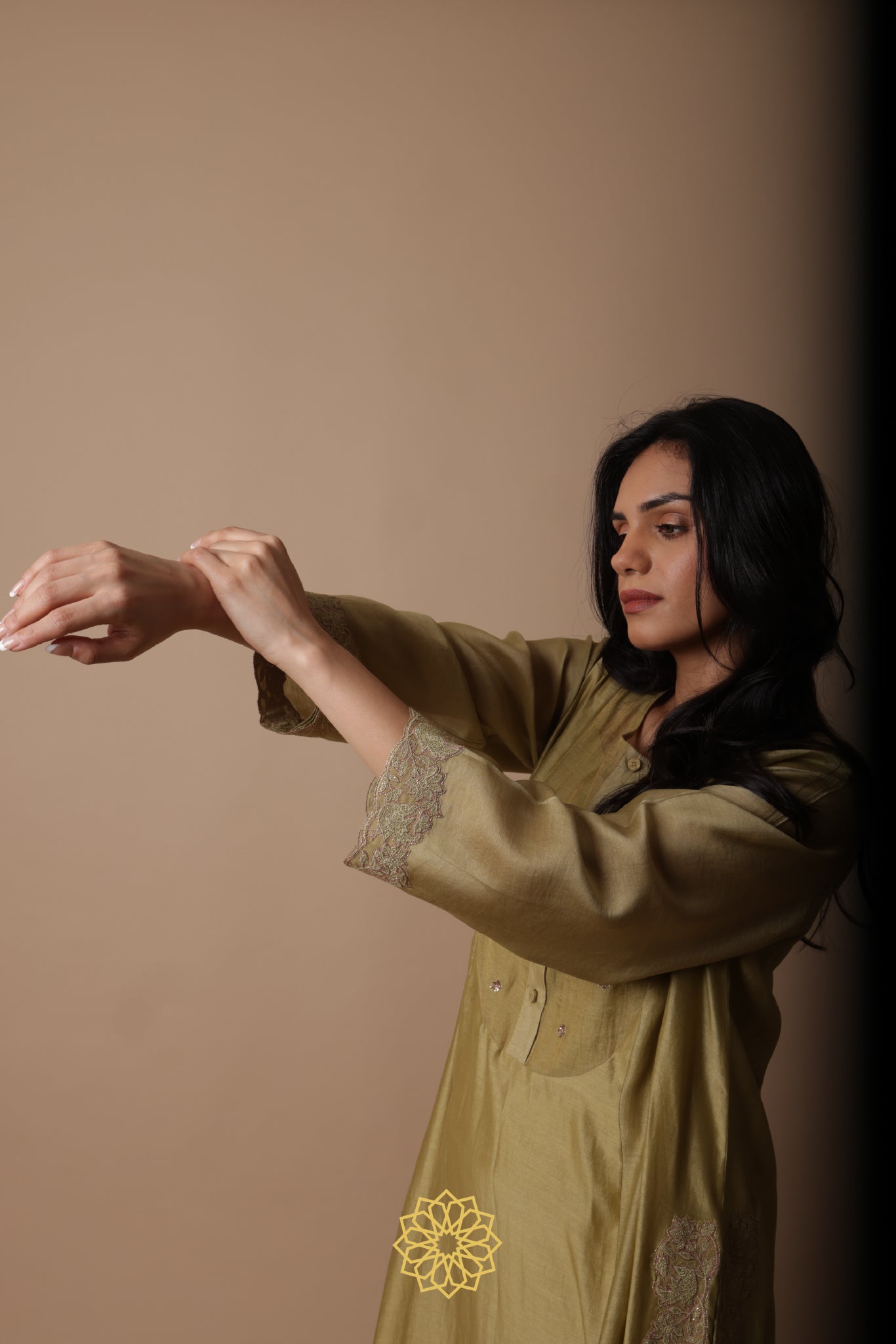 NIMAI - MEHENDI GREEN