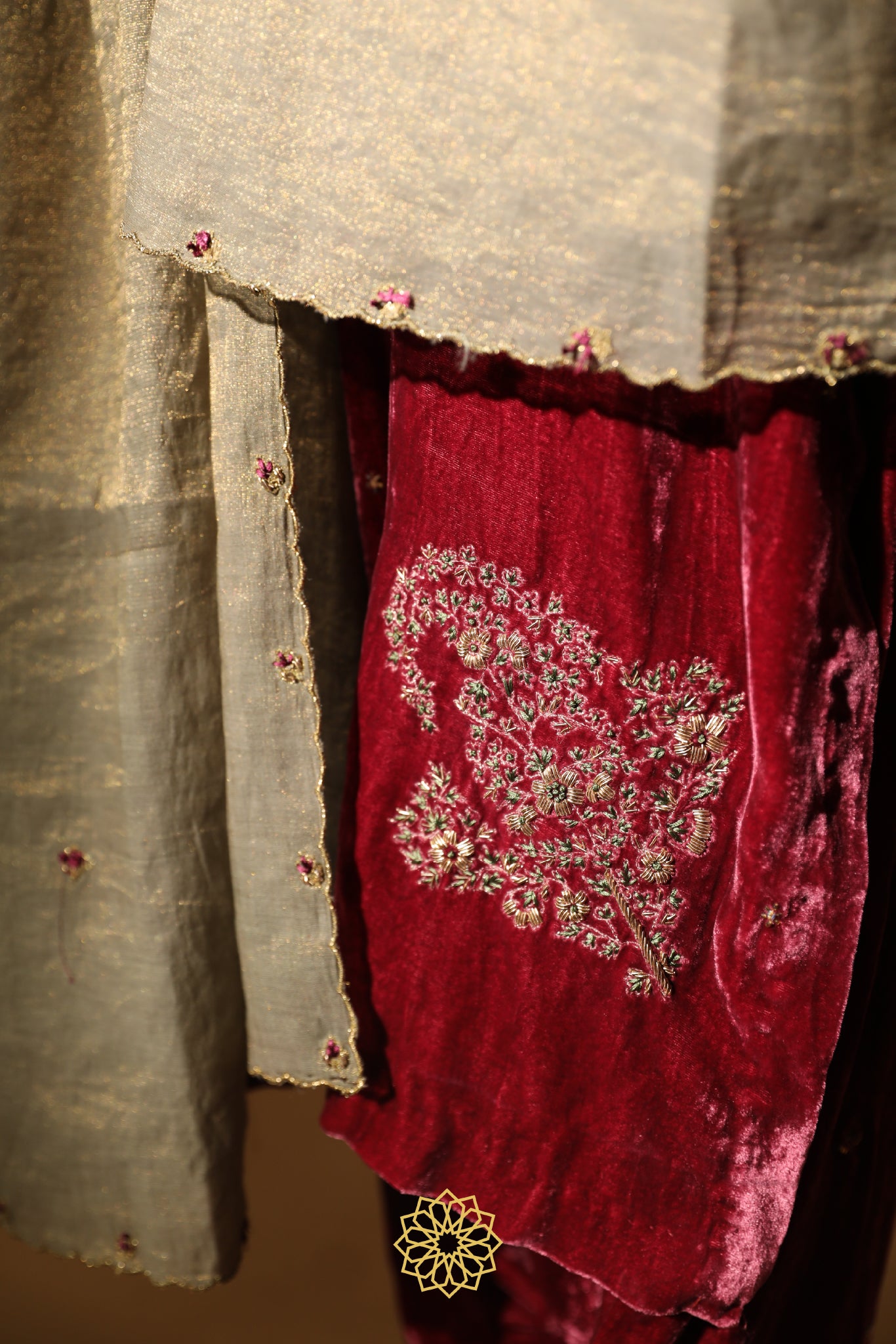 RUMI EMBROIDERED VELVET KURTA SET
