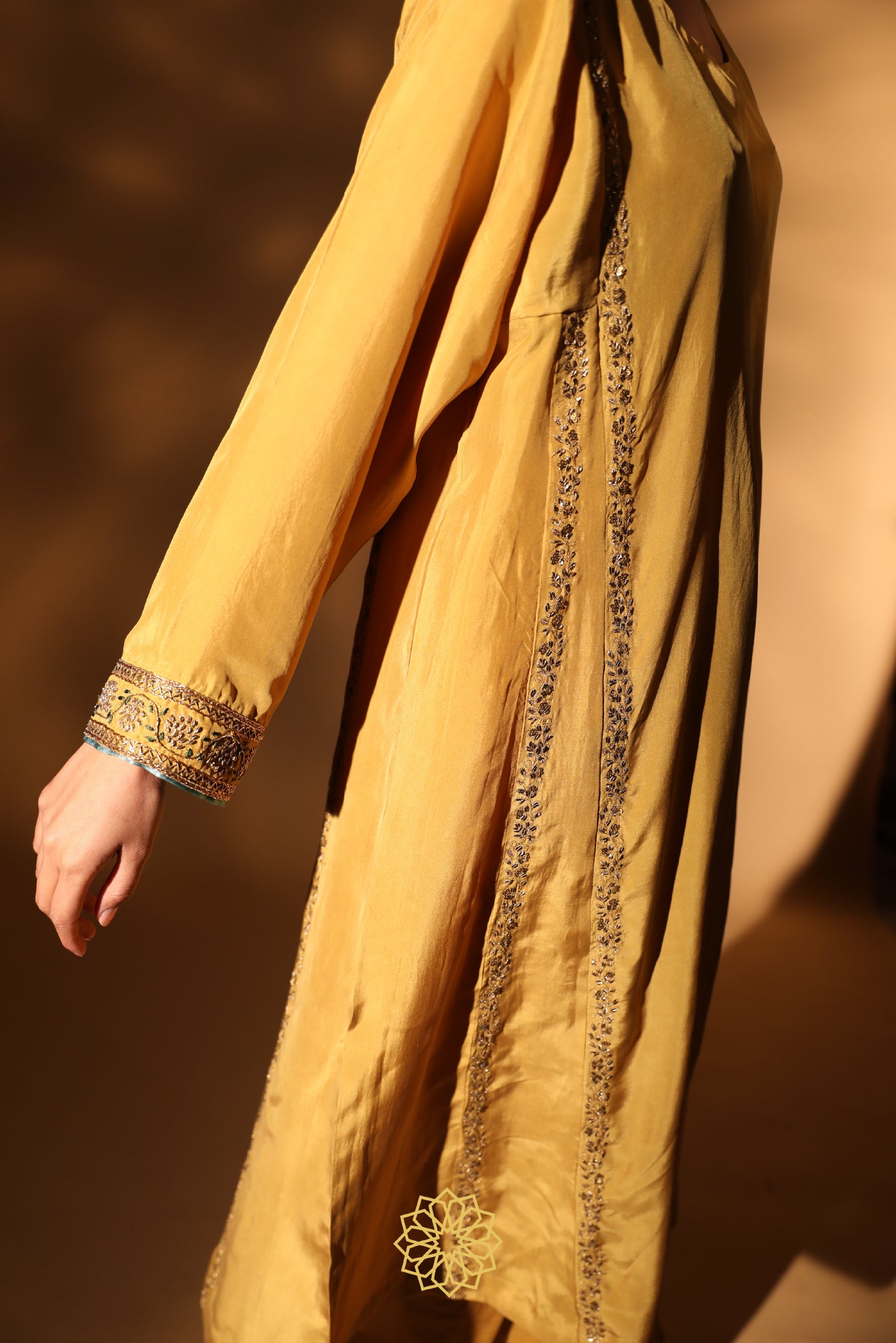 SAIE EMBROIDERED SILK KURTA SET