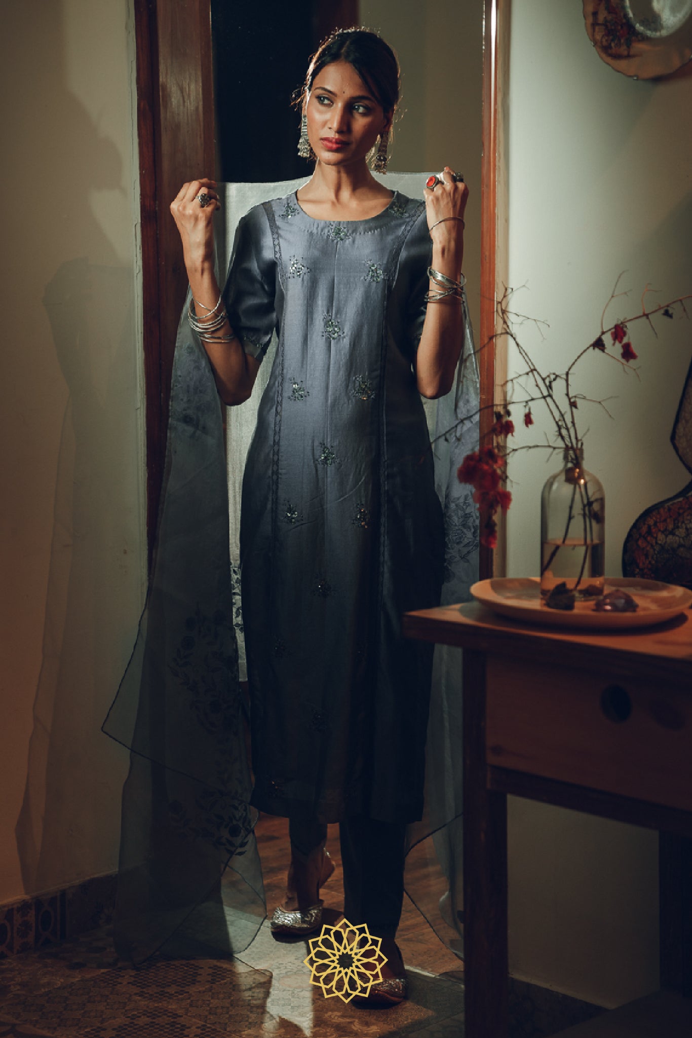 SAPPHIRE GREY EMBROIDERED KURTA SET