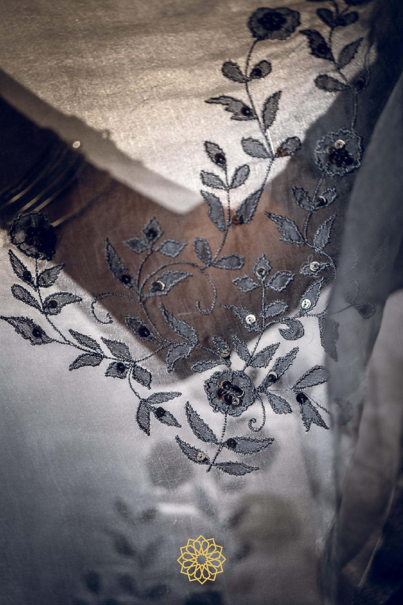 SAPPHIRE GREY EMBROIDERED KURTA SET