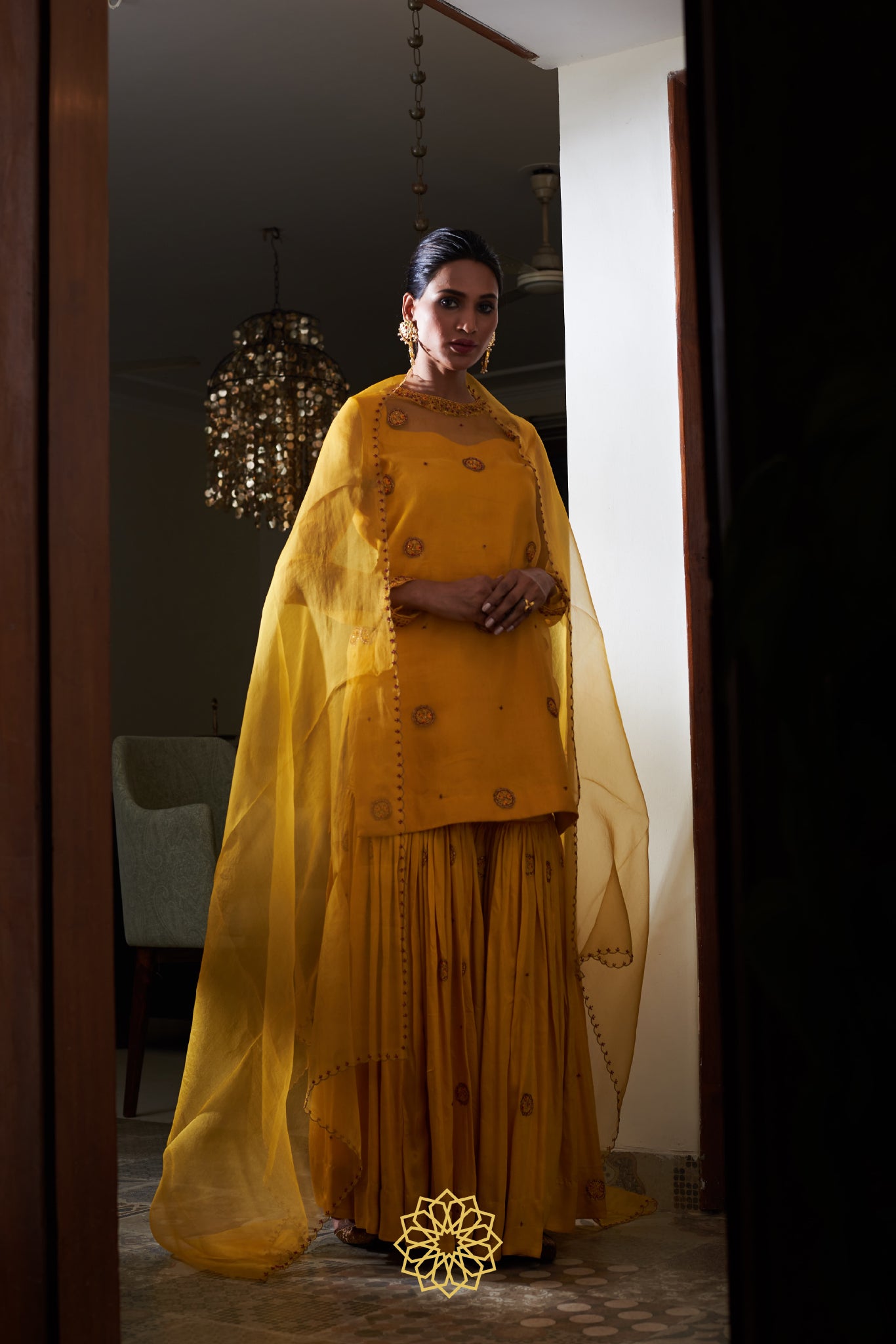 SUN SHARARA