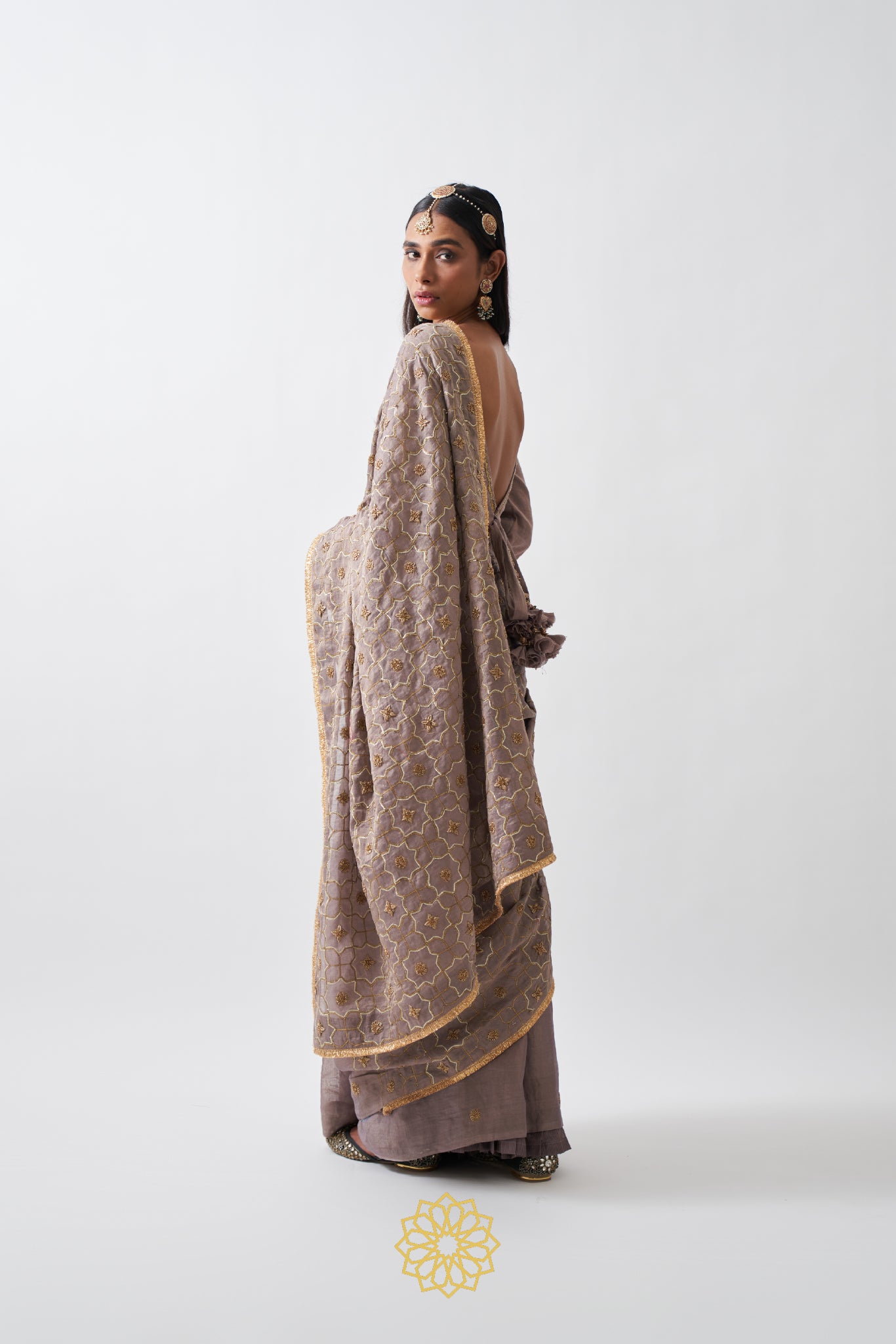 VERA HANDWOVEN TISSUE CHANDERI SAREE