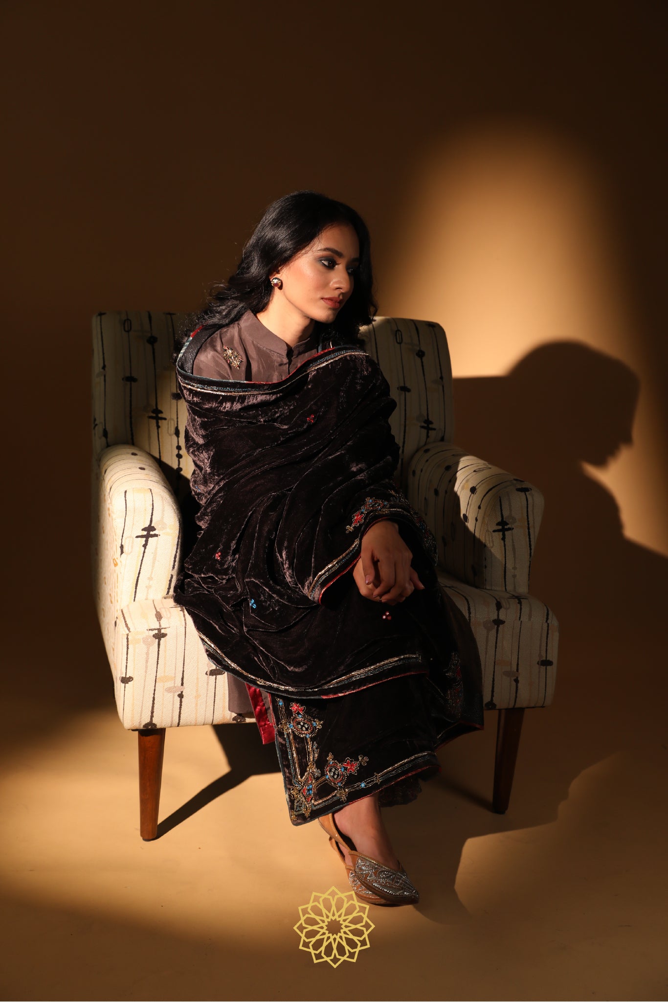 ZEBA EMBROIDERED VELVET DUSHALA