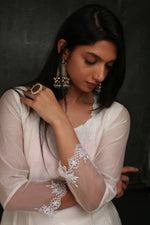 Load image into Gallery viewer, PEARL WHITE EMBROIDERED KURTA SET
