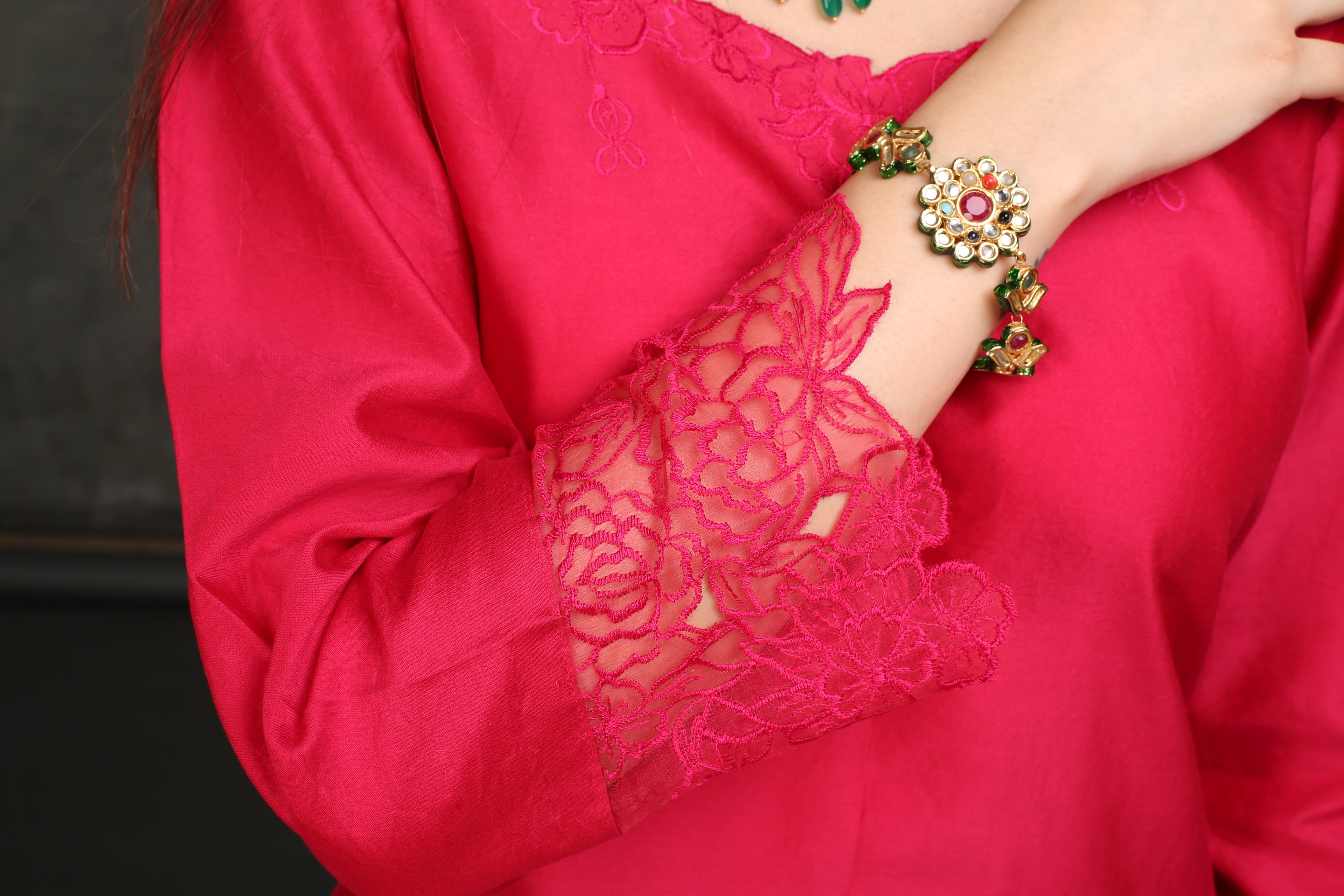 FUSCIA EMBROIDERED KURTA SET