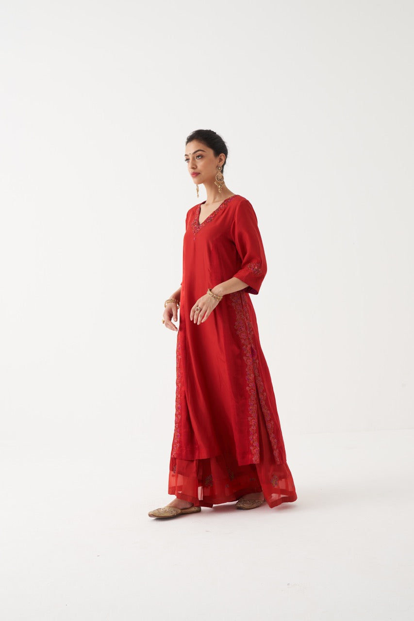 SHIRIN - RED HABUTAI SILK KURTA WITH TISSUE CHANDERI DUPATTA